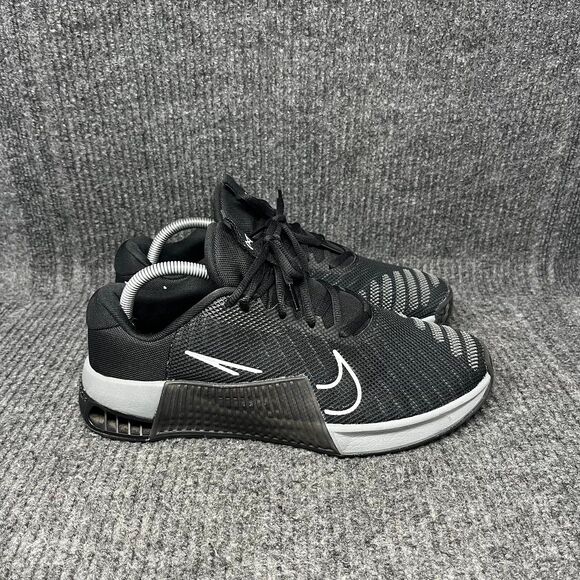 Nike Metcon 9 Black CrossFit Athletic Training Shoes Mens Size 9 DZ2617-001 - Picture 1 of 8